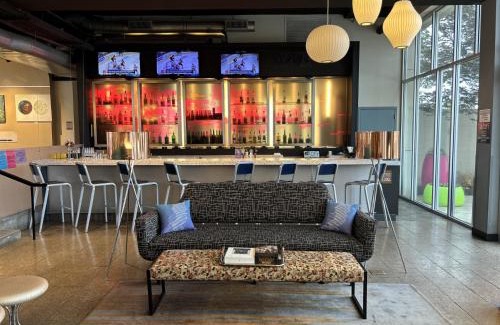 Rogers Hotel | Aloft Hotel Rogers Bentonville