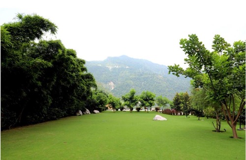 Tapovan Apartment | ALOHA DIVINE GANGES APARTMENTS with INFINITY POOL