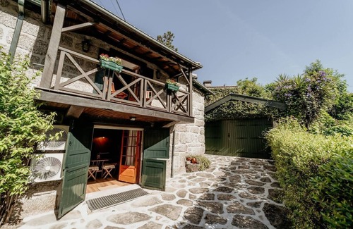 Canicada House | Alojamento T1 Gerês-Junto ao Rio