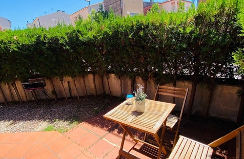 Cassa de la Selva House | Alojamiento con Jardín Privado
