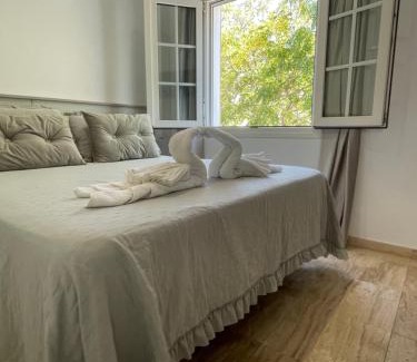Conil de la Frontera City Center Hotel | Alojamiento Saturno 1
