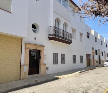 Conil de la Frontera City Center Hotel | Alojamiento Saturno 1
