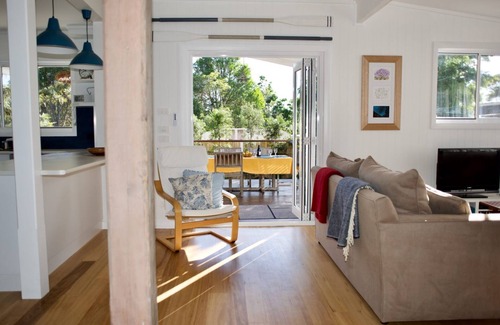Bendalong House | Alora Cottage in the heart of Bendalong