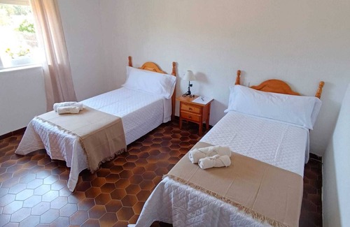 Quintana del Castillo Cottage | Alquilo Bonita Habitación en Quintana del Castillo, León