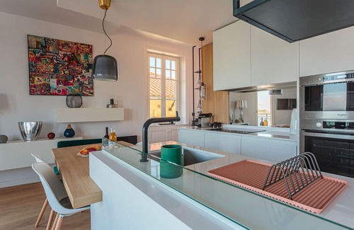 Biarritz City Centre Apartment | ALTAYA Apt with balcony and sea view in Biarritz