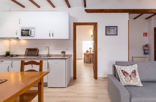 Santillana del Mar Apartment | Alterhome Ubiarco - charming appartment with wonderful views