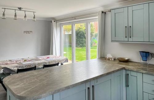 Gosport House | Alverstoke Seaside Cottage