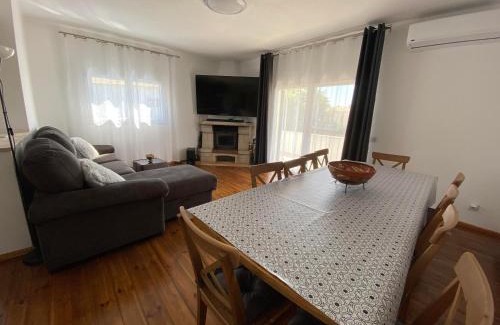 Montes de Alvor House | Alvor mountain view villa with private pool