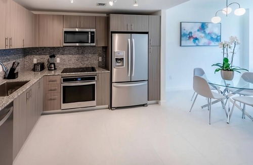 Doral Hotel | Always a Great Idea To Unwind! Onsite Pool, Pet-friendly, Unit with Balcony