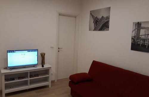 Genoa Apartment | Alysia Apartment