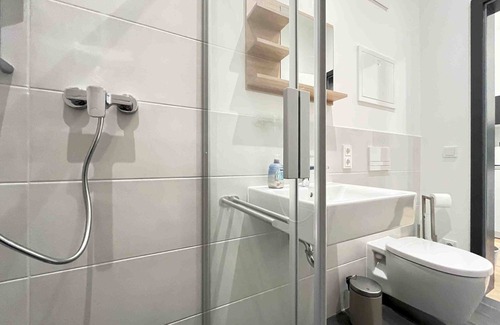 Amberg Apartment | (AM1026) Smart apartment for fitters