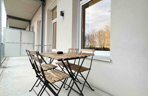 Amberg Apartment | (AM1056) Modern fitter's apartment