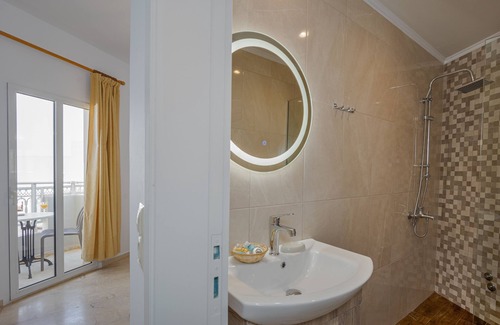 Malia Hotel | Amara Seaside by Estia