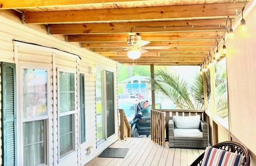 Elberta Cabin | Amazing 1 bedroom cabin inside gated community in Elberta Al