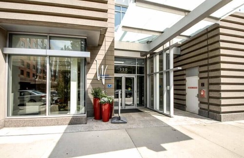 East Cambridge Apartment | Amazing 2BR | Fitness Center | Kendall Square by GLS