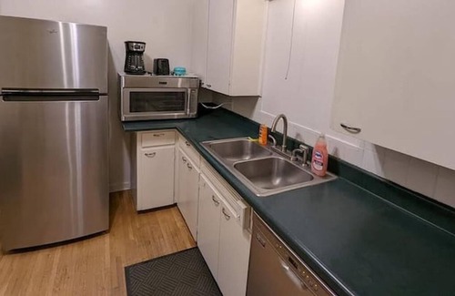 North Campus House | Amazing 2BR Home - Steps to UNM North Campus