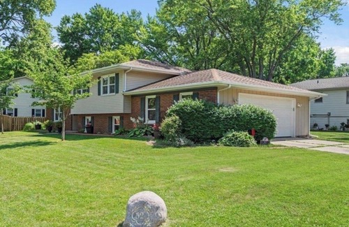 Springfield House | Amazing 3-bedroom house with AC in Springfield