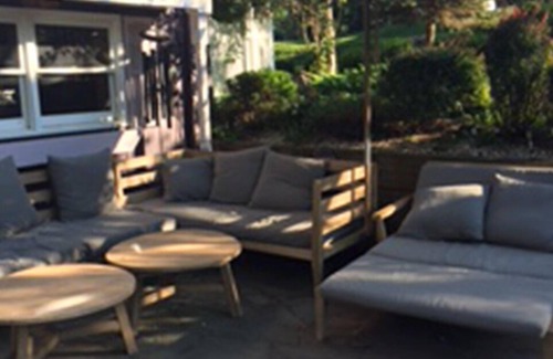 Swan Lake House | Amazing 4 BR Catskills Oasis with Pool - sleeps 10-12!