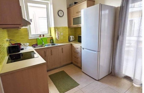 Nea Chora Apartment | Amazing Apartment - 2 Min Walk From The Beach.