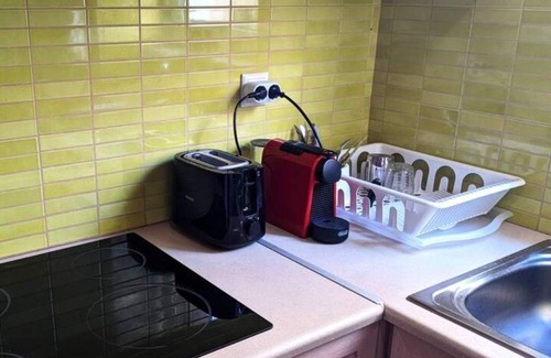 Nea Chora Apartment | Amazing Apartment - 2 Min Walk From The Beach.