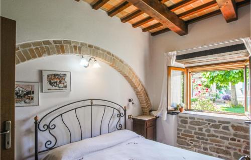 Monte Rinaldo Apartment | Amazing Apartment In Monte Rinaldo