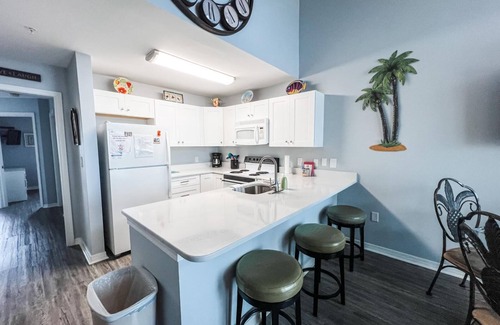 Gulf Shores Condo | AMAZING BEACH VIEWS! Next to Gulf State Park