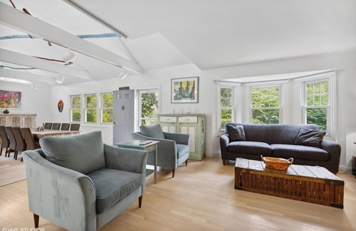 Lakeside House | Amazing find! Quiet house w/pool and screened porch. Close to beach.