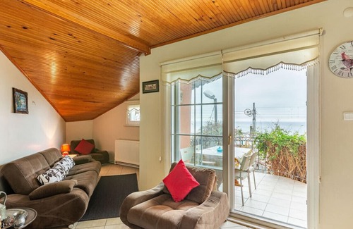Bakırkoy Apartment | Amazing Flat with Sea View in Florya