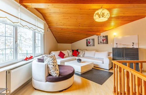 Bakırkoy Apartment | Amazing Flat with Sea View in Florya