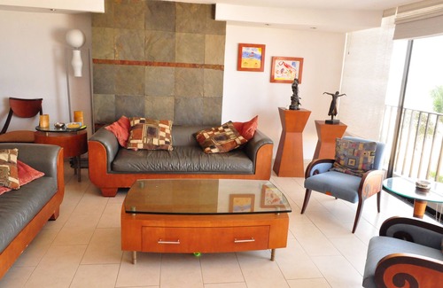 Salinas Apartment | Amazing Front Beach Apartment in Salinas