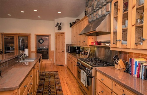 Pagosa Springs House | Amazing Home, Close to Hatcher, Turkey Springs, One of a Kind!