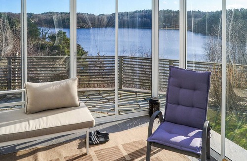 Lillesand House | Amazing home in Brekkestø with WiFi