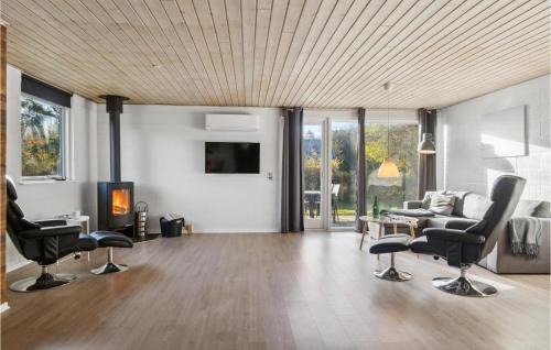 Farso House | Amazing Home In Farsø With Wifi