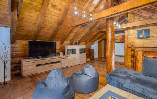 Sarsoni House | Amazing Home In Fuzine With Sauna