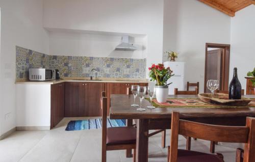 Gaggi House | Amazing Home In Gaggi With Wifi