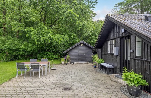 Kelstrup Strand House | Amazing home in Haderslev with WiFi