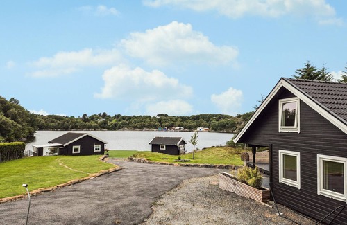 Haugesund House | Amazing home in Haugesund