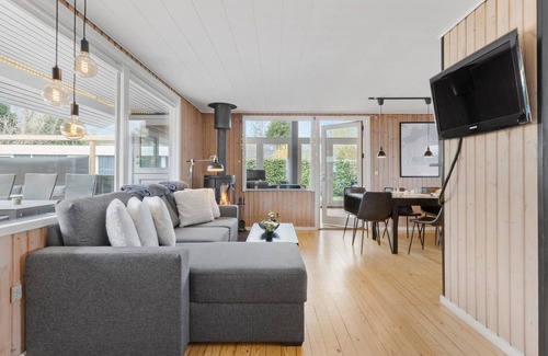 Holbaek House | Amazing home in Holbæk with sauna