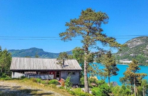 Strand Municipality House | Amazing home in Jørpeland with kitchen