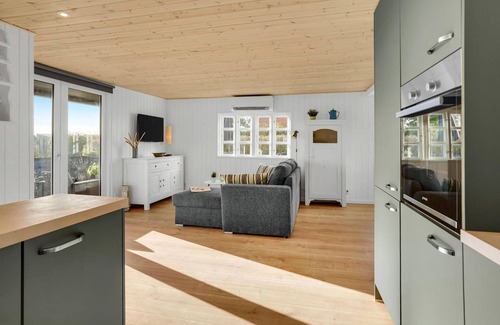 Juelsminde House | Amazing home in Juelsminde with WiFi