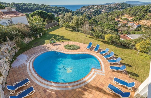 Canyelles House | Amazing home in Lloret de Mar with WiFi