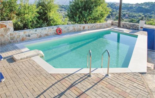 Malaxa House | Amazing Home In Malaxa, Chania