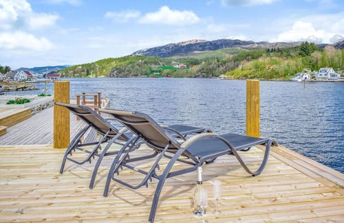 Skjoldastraumen House | Amazing home in Skjoldastraumen