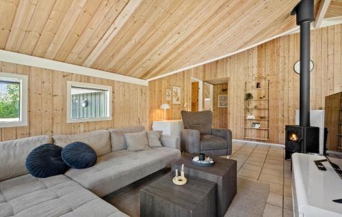 Jegum House | Amazing Home In Oksbøl With Sauna