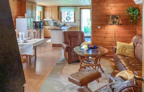 Savsjo House | Amazing Home In Sävsjö With Kitchen
