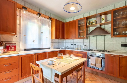 Umbertide House | Amazing home in Umbertide with kitchen