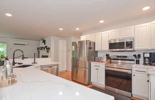 South Casco House | Amazing HUGE 6 bdrm Sebago Lake Waterfront Home