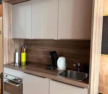 Dordrecht Apartment | Amazing independent Studio S3, City Centre Dordrecht