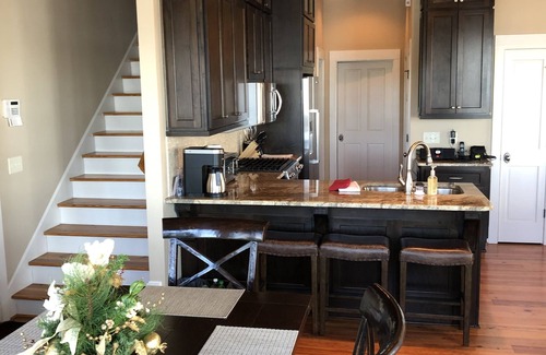 Modoc House | Amazing lake view and sunsets! Perfect for Masters hosting 2024!nn