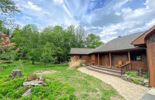 Whitefield House | Amazing lakefront home in the White Mountains with game room theater 51PR